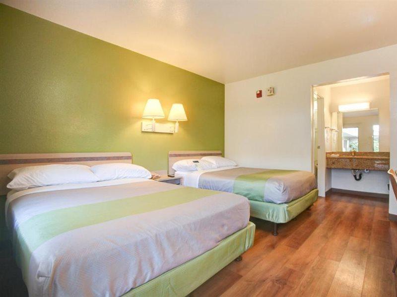 Motel 6-Elkton, Md Εξωτερικό φωτογραφία